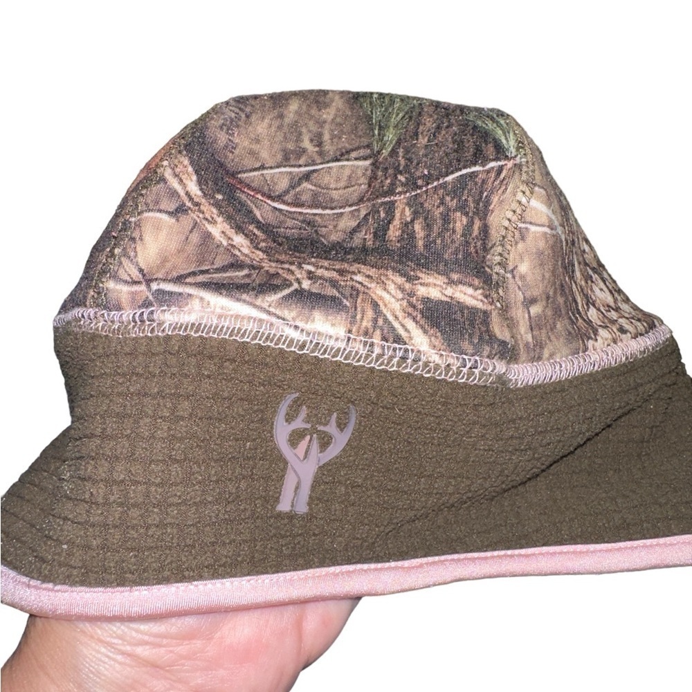 Huntworth Pink Trim Camo Beanie